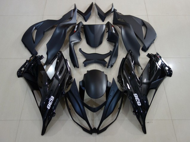 Logotipo 636 Negro Brillante 07-08 Kawasaki ZX6R Carenado Logotipo 636 Negro Brillante 07-08 Kawasaki ZX6R Carenado
