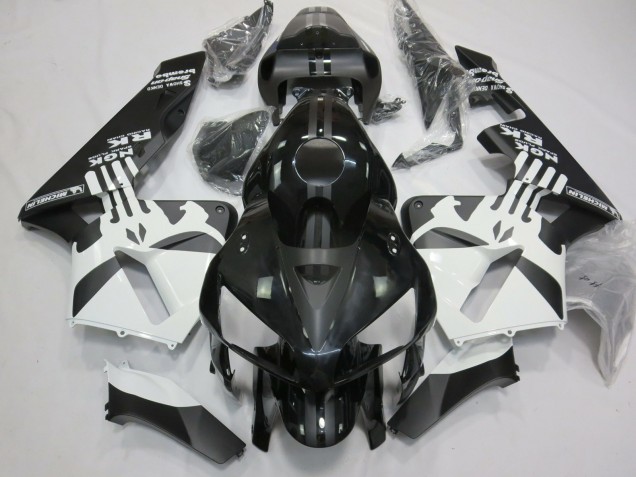 Logotipo De Punisher En Blanco & Negro Mate 05-06 Honda CBR600RR Carenado Logotipo De Punisher En Blanco & Negro Mate 05-06 Honda CBR600RR Carenado