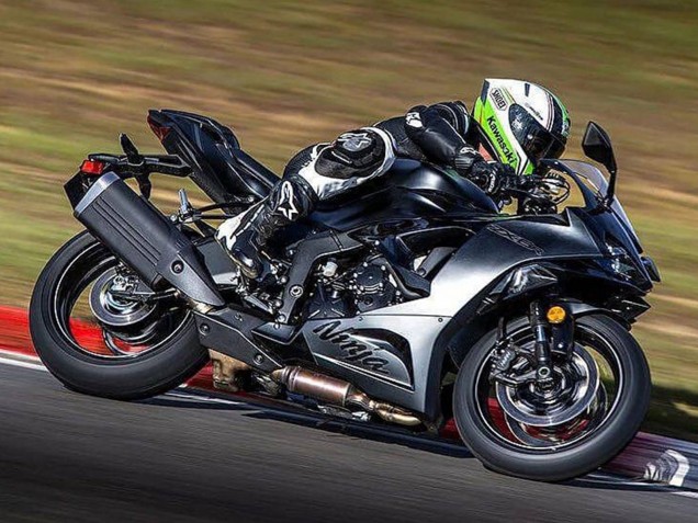 Carenado Moto Kawasaki ZX6R 2023-2026 - Negro Mate